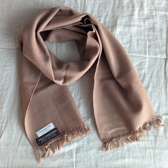 DIOR Authentic Pure 100% Lambswool Scarf in Camel - late 60's Vintage - Men's - Picture 1 of 6